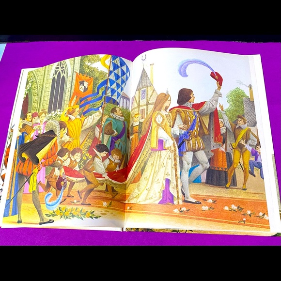 CLASSIC SLEEPING BEAUTY VINTAGE 80s COLLECTABLE HARDCOVER STORYBOOK - Picture 8 of 15